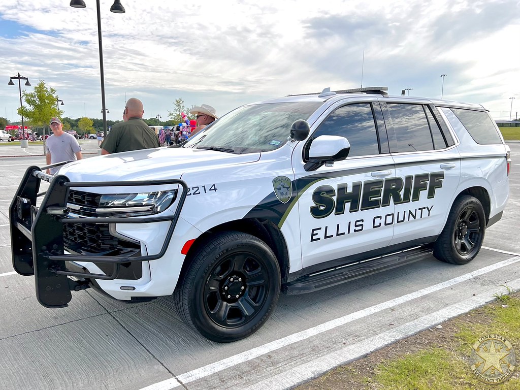 Picture of an Ellis County Sheriff SUV to take criminals to jail who need lawyers